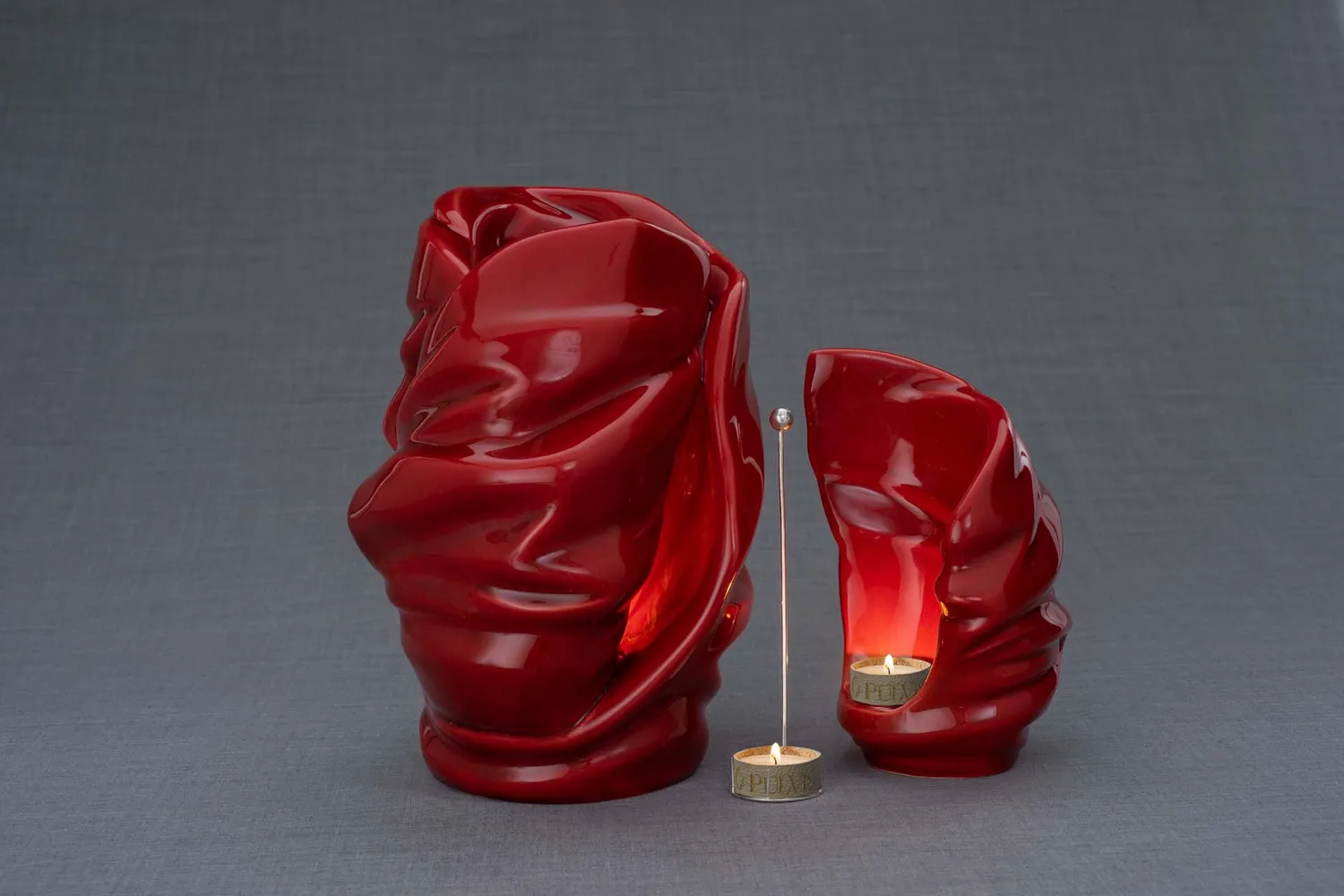 Pulvis Light set urna cineraria grande e ricordo in ceramica