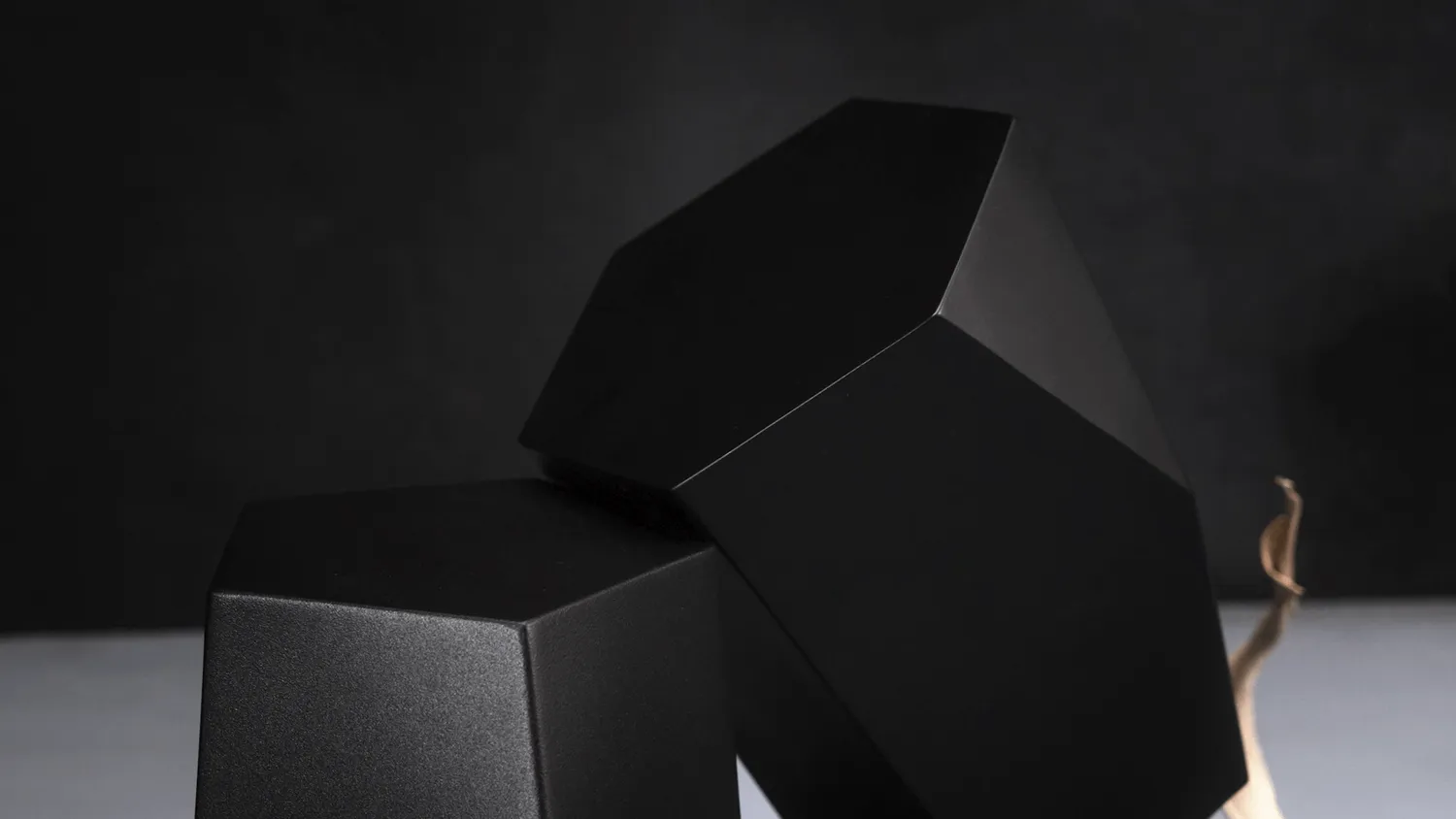 Pulvis Art Urns Crystal CRY-L urna cineraria acciaio dark granite