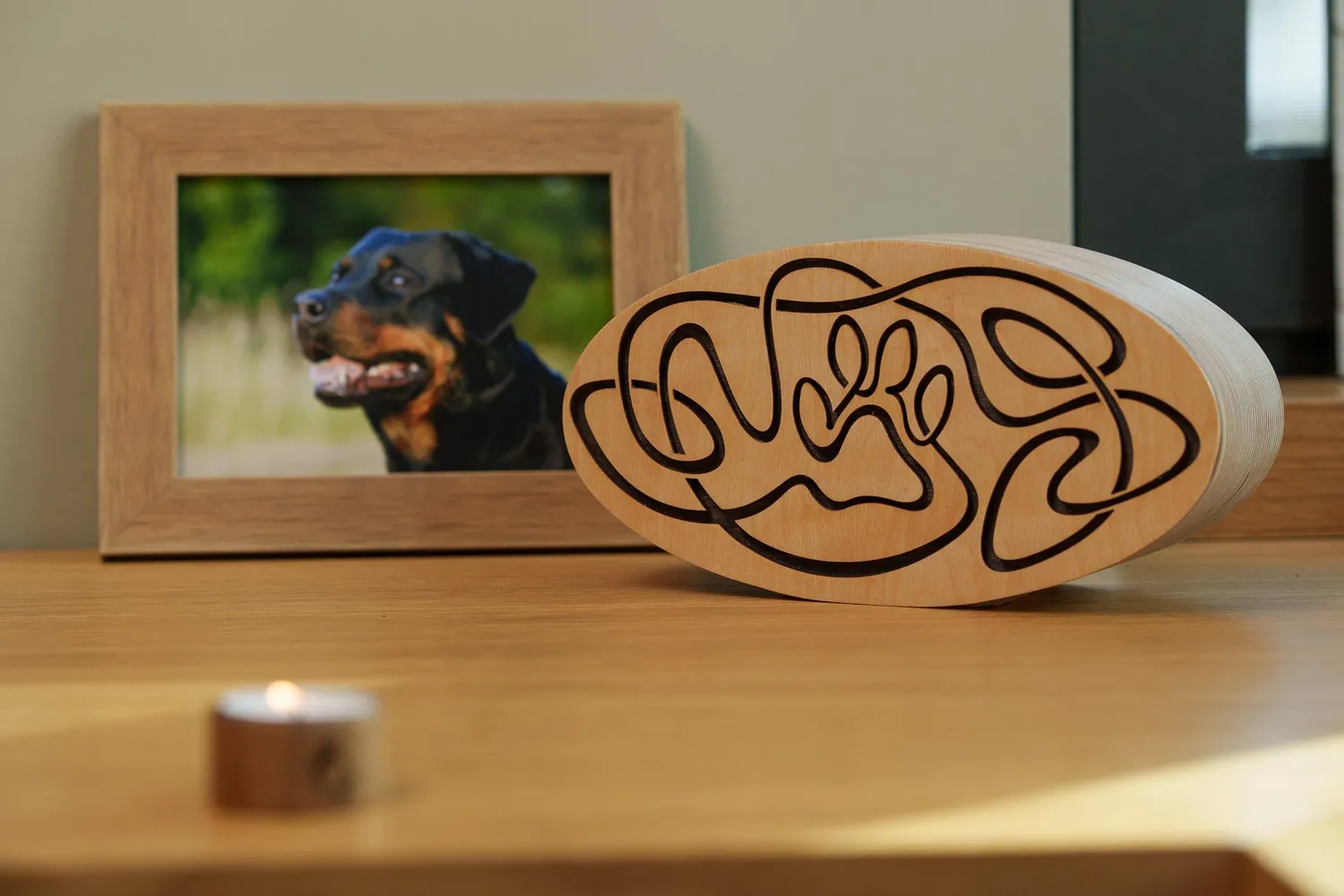 Pulvis Art Urns Cosmic Paw urna per animali legno multistrato 0,95 L