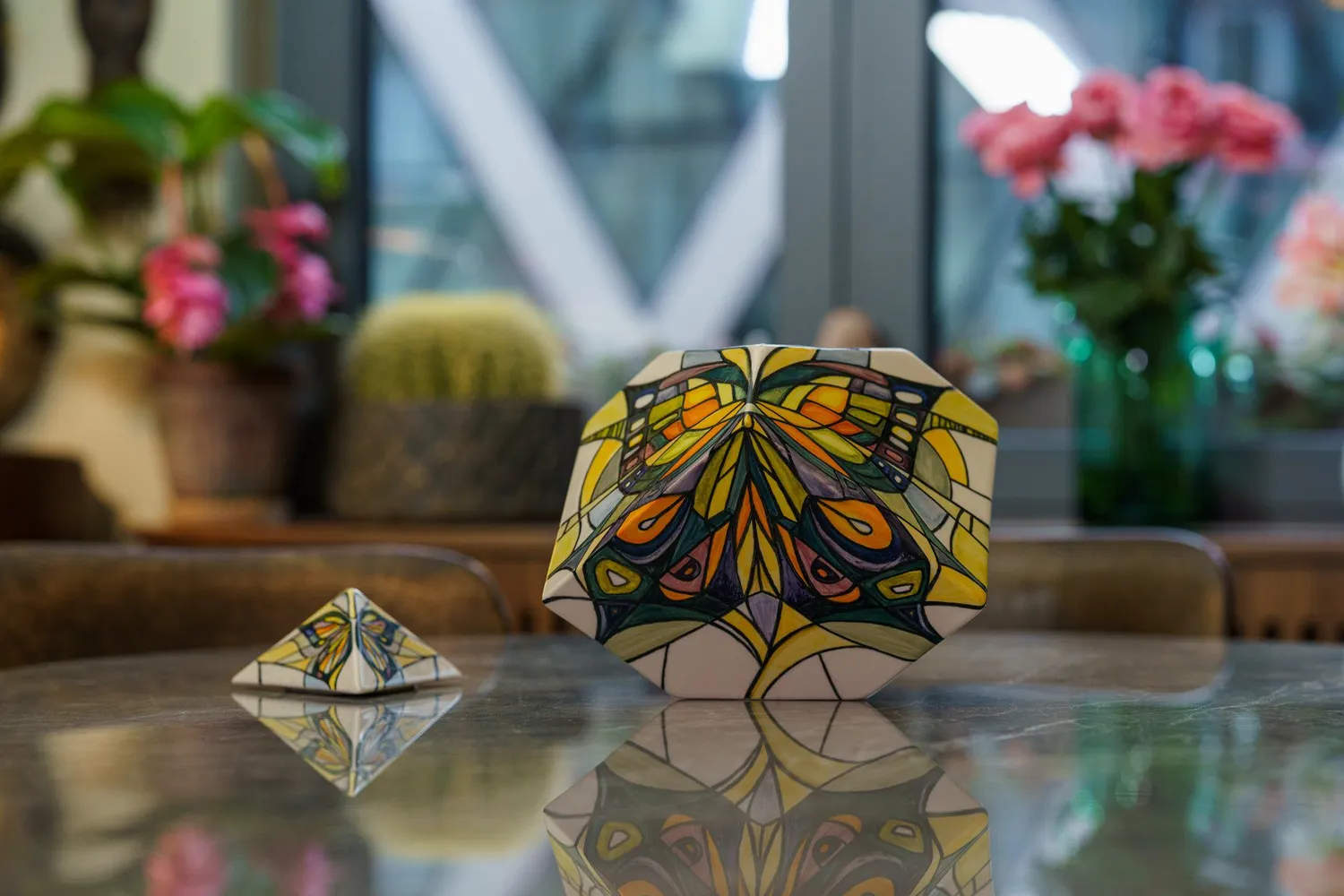 Pulvis Art Urns Abstract Butterfly AB-L urna cineraria grande in ceramica
