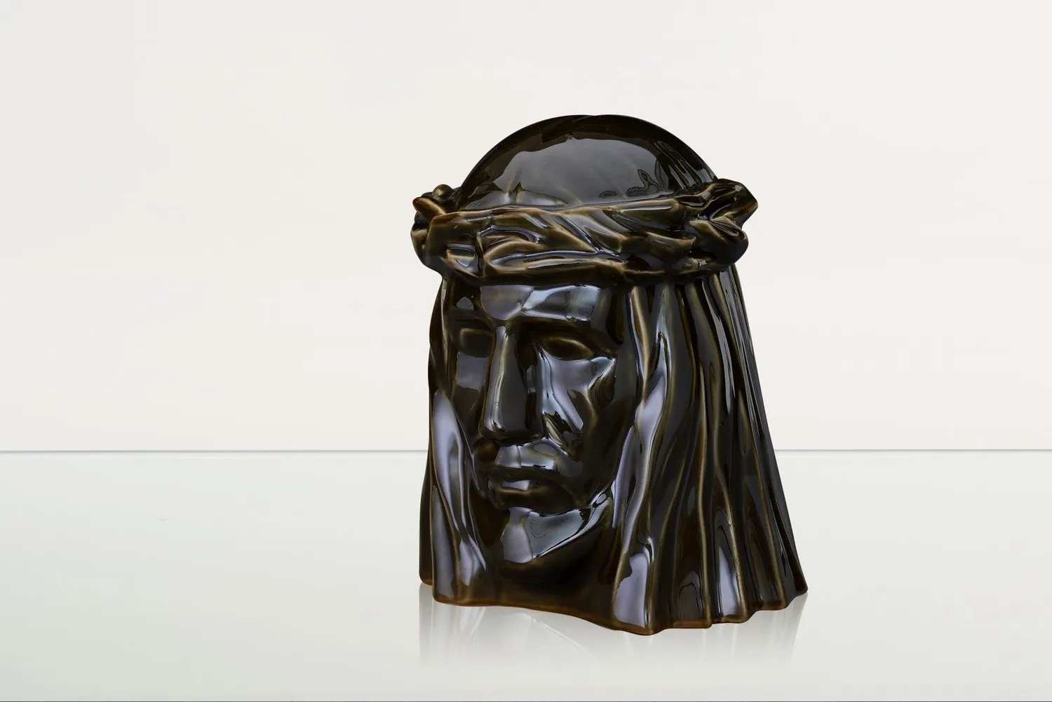 Pulvis Art Urns Il Cristo urna ceramica grande