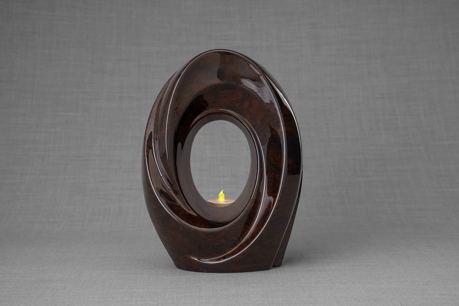 Pulvis Art Urns Il Passaggio urna grande in ceramica Hydroprint