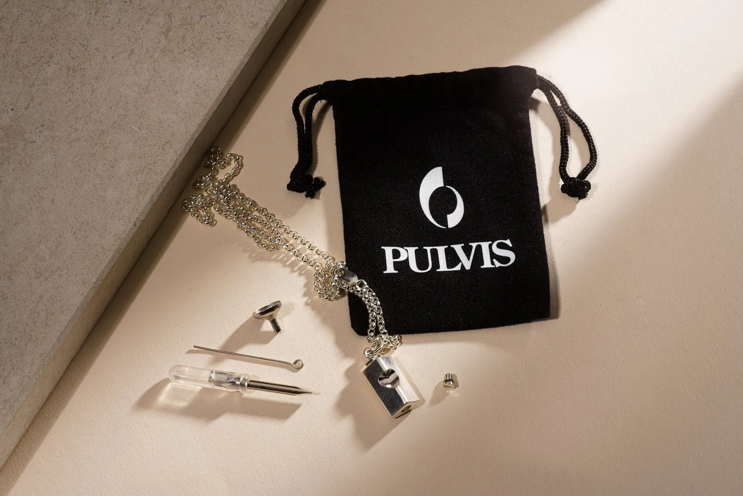 Pulvis Art Urns Cuore collana cineraria in argento per ceneri