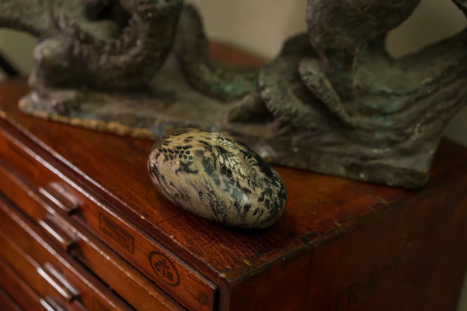 Pulvis Art Urns urna cineraria per serpente in ceramica Hydroprint