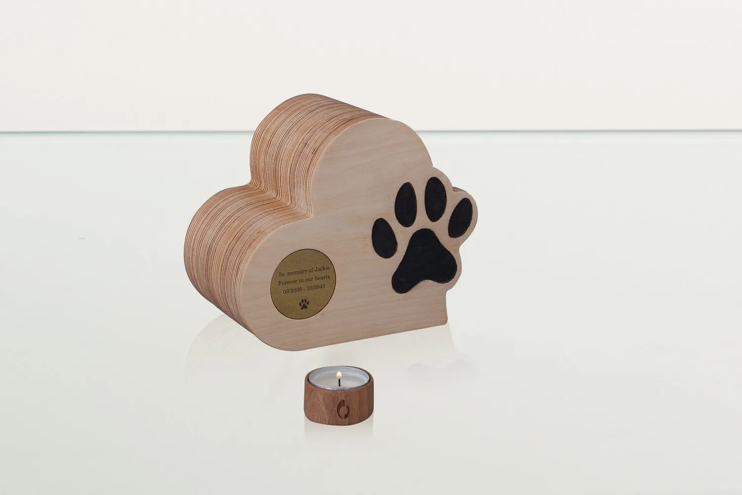 Pulvis Love Paw urna per animali in compensato con targhetta