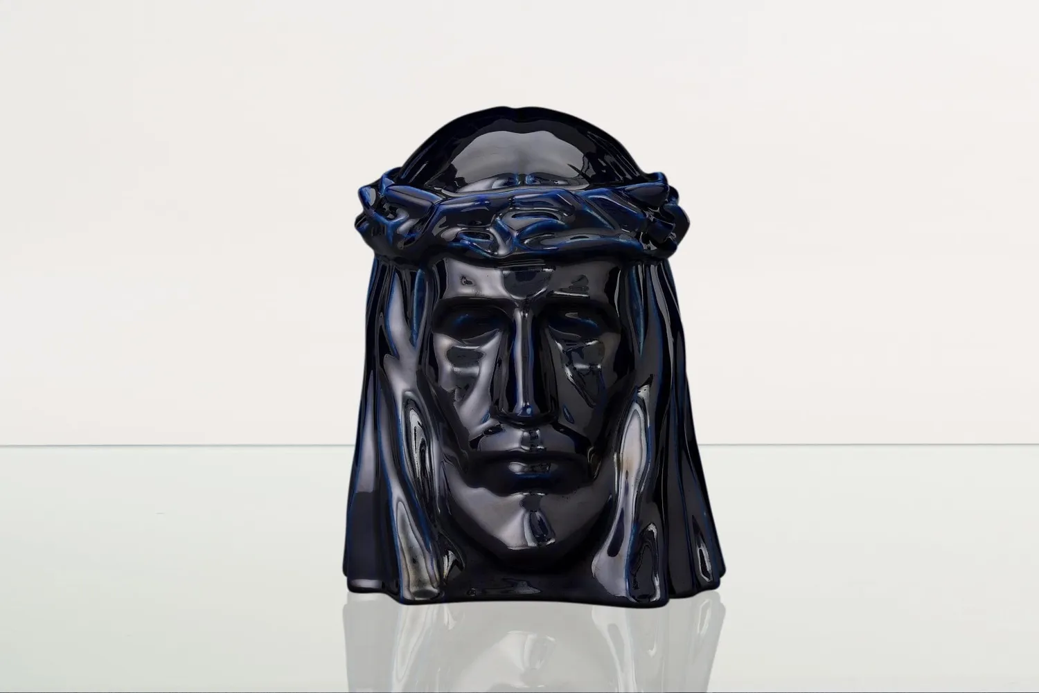 Pulvis Art Urns Il Cristo urna ceramica grande