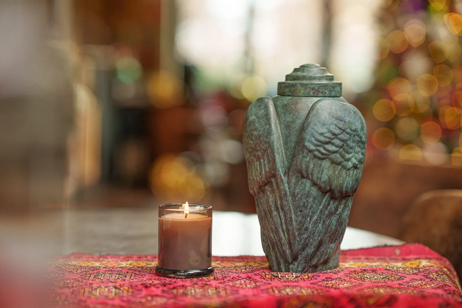 Pulvis Art Urns Wings urna cineraria in bronzo patina verde 3,1 L
