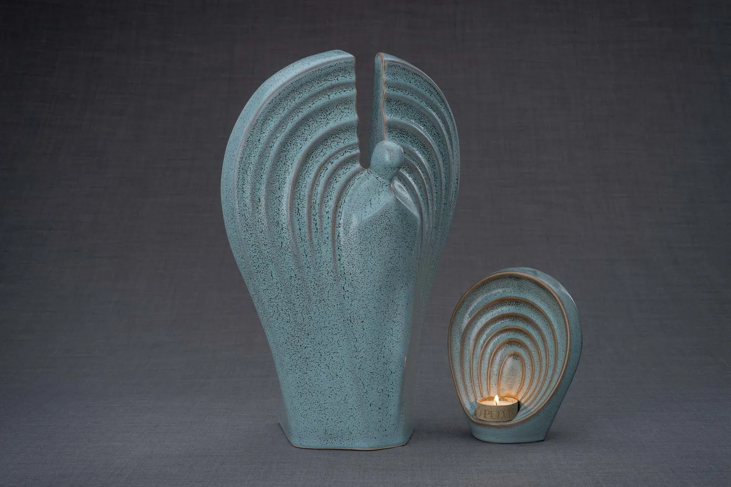 Pulvis Art Urns Guardian set urna cineraria grande e urna ricordo in ceramica